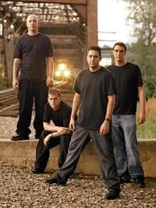 Breaking Benjamin - Breaking Benjamin 04.jpg